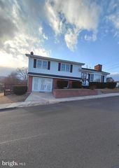 112 GRANT ST, Petersburg, WV 26847