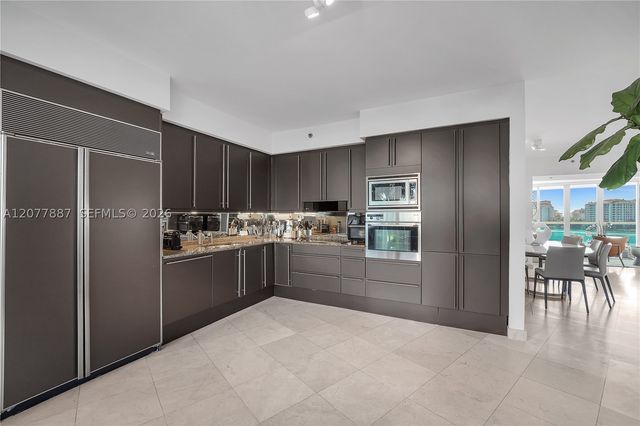 1000 S Pointe Dr 604, Miami Beach, FL 33139