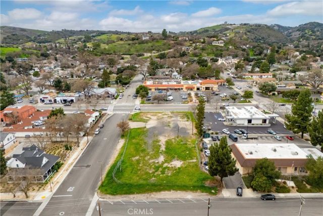 828 Spring, Paso Robles, CA 93446