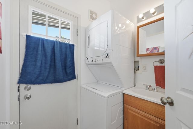 116 E MESQUITE Drive, Florence, AZ 85132