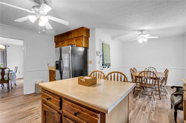 639 Sulphur Springs Road, Greenville, SC 29617