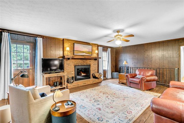 639 Sulphur Springs Road, Greenville, SC 29617