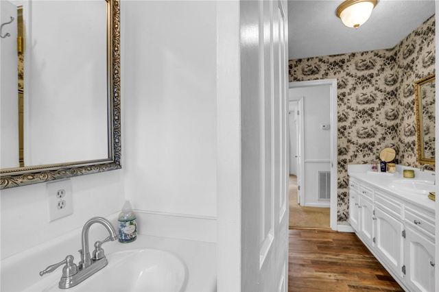 639 Sulphur Springs Road, Greenville, SC 29617