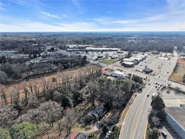 639 Sulphur Springs Road, Greenville, SC 29617