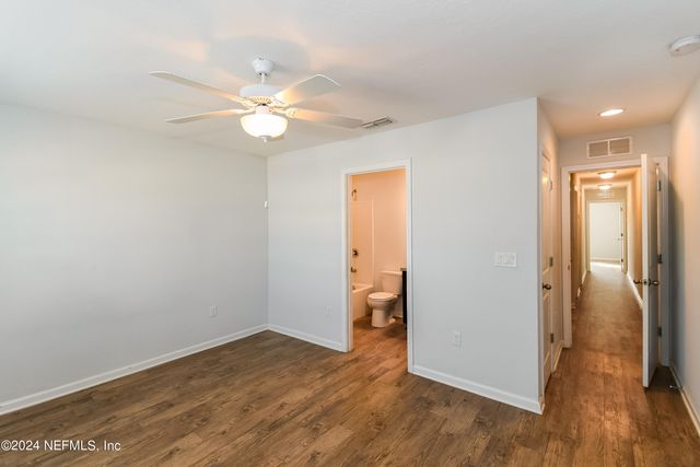 556 EISEMAN Way, Jacksonville, FL 32216