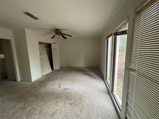 8696 Highway 169, Mooringsport, LA 71060