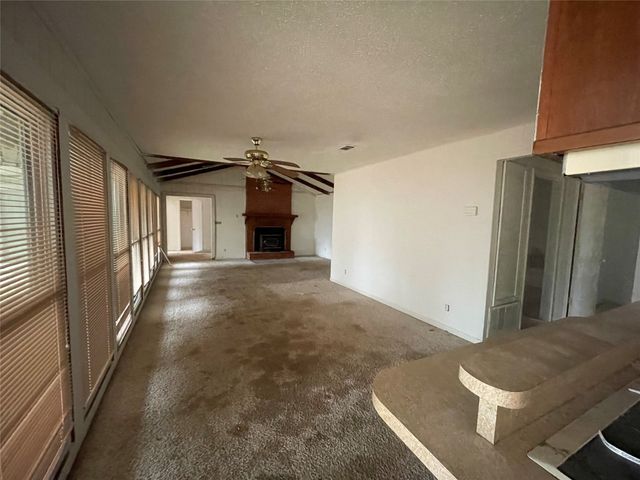 8696 Highway 169, Mooringsport, LA 71060