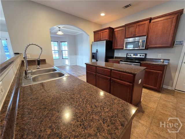 608 Mustang Lane NE, Ludowici, GA 31316