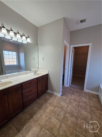 608 Mustang Lane NE, Ludowici, GA 31316