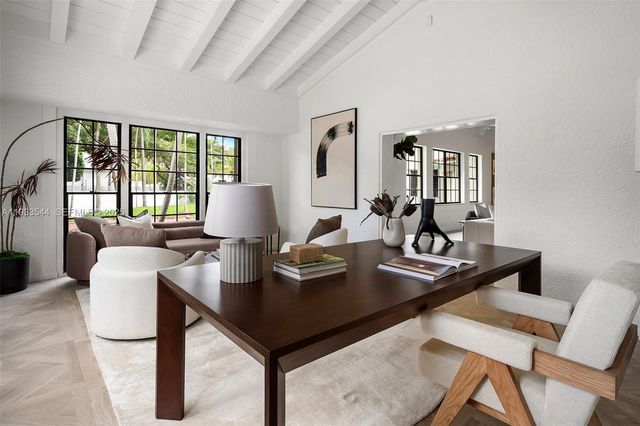 3500 Flamingo Dr, Miami Beach, FL 33140