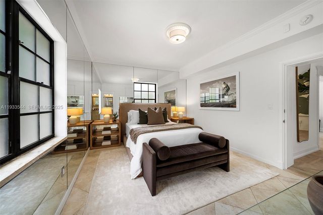 3500 Flamingo Dr, Miami Beach, FL 33140