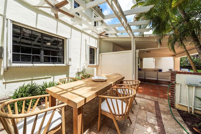 3500 Flamingo Dr, Miami Beach, FL 33140