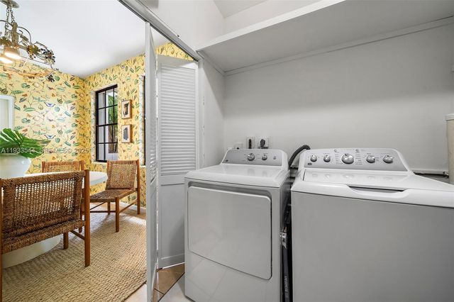 3500 Flamingo Dr, Miami Beach, FL 33140