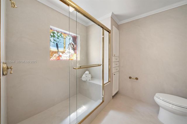 3500 Flamingo Dr, Miami Beach, FL 33140