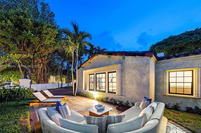 3500 Flamingo Dr, Miami Beach, FL 33140