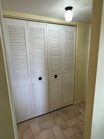 650 Snug Harbor Drive G310, Boynton Beach, FL 33435