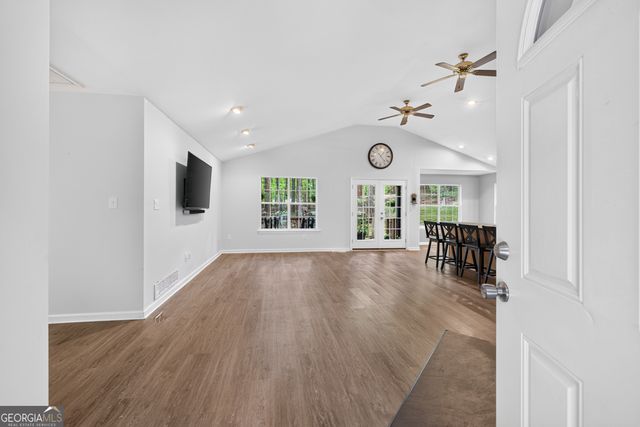 154 Pheasant Run, Bogart, GA 30622