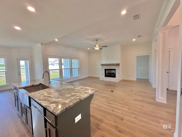 10250 Secretariat Boulevard, Daphne, AL 36526