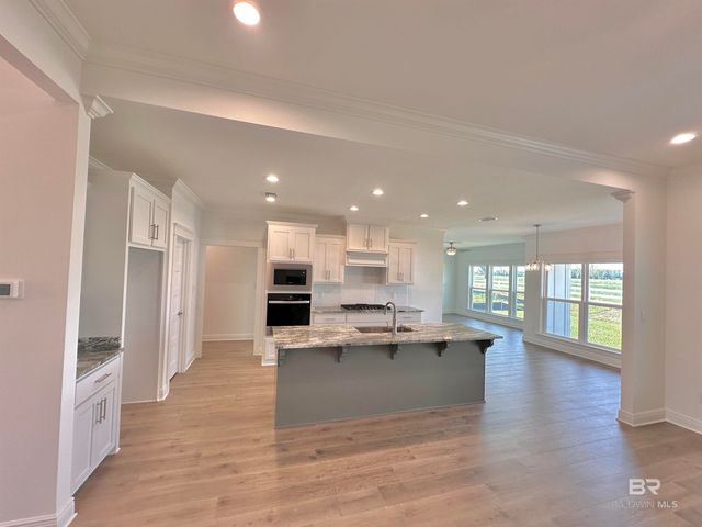 10250 Secretariat Boulevard, Daphne, AL 36526