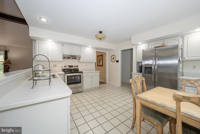 842 PENNS WAY, West Chester, PA 19382