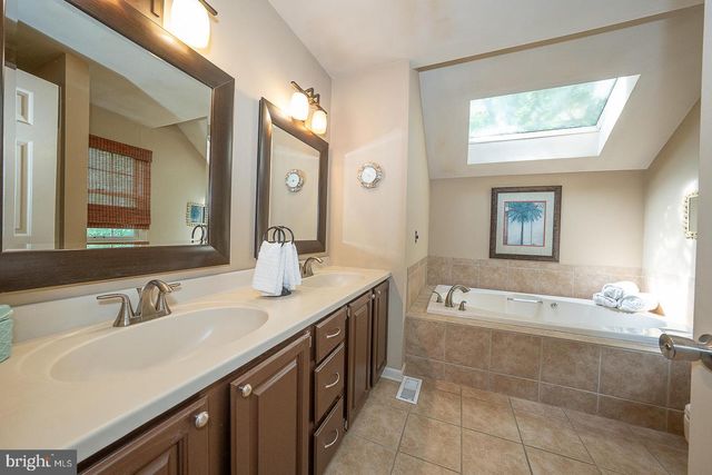 842 PENNS WAY, West Chester, PA 19382