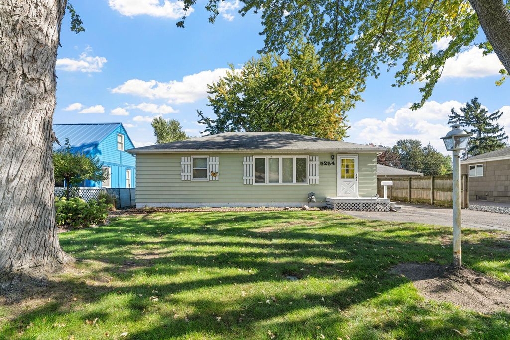 5254 Kentucky Avenue N, Crystal, MN 55428 — photo 2