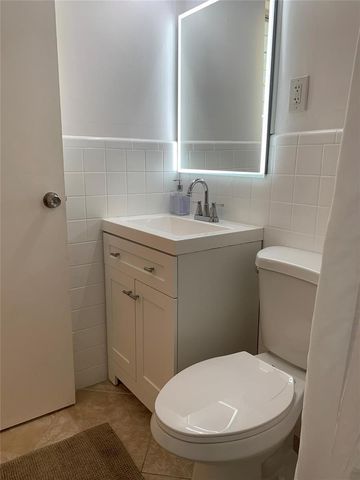 801 SW 10th Street 1-2, Fort Lauderdale, FL 33315