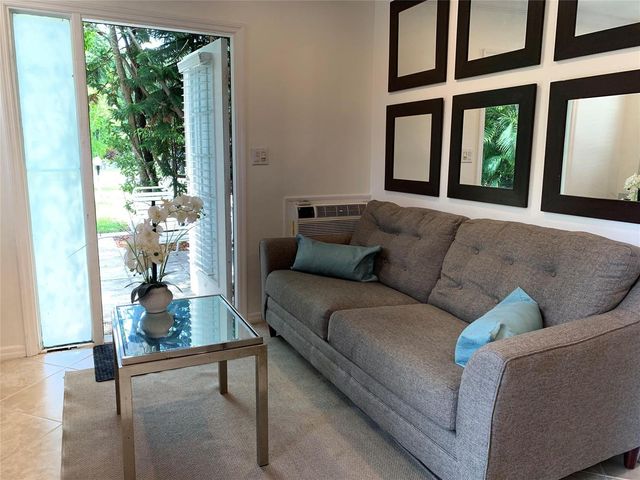 801 SW 10th Street 1-2, Fort Lauderdale, FL 33315
