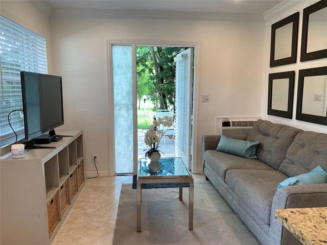 801 SW 10th Street 1-2, Fort Lauderdale, FL 33315