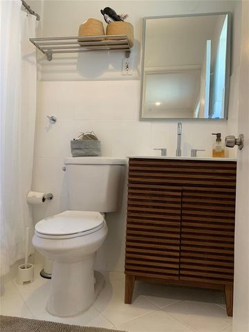 801 SW 10th Street 1-2, Fort Lauderdale, FL 33315