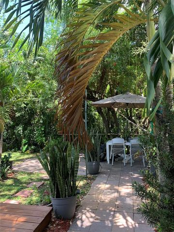 801 SW 10th Street 1-2, Fort Lauderdale, FL 33315