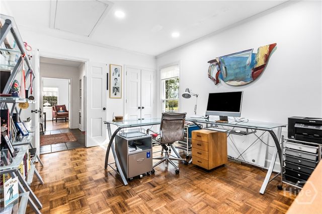 102 E 55th Street, Savannah, GA 31405