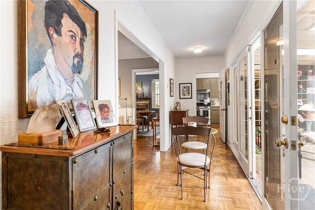 102 E 55th Street, Savannah, GA 31405