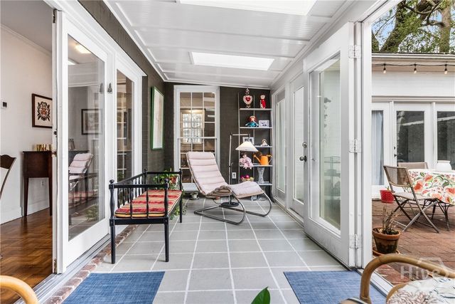 102 E 55th Street, Savannah, GA 31405