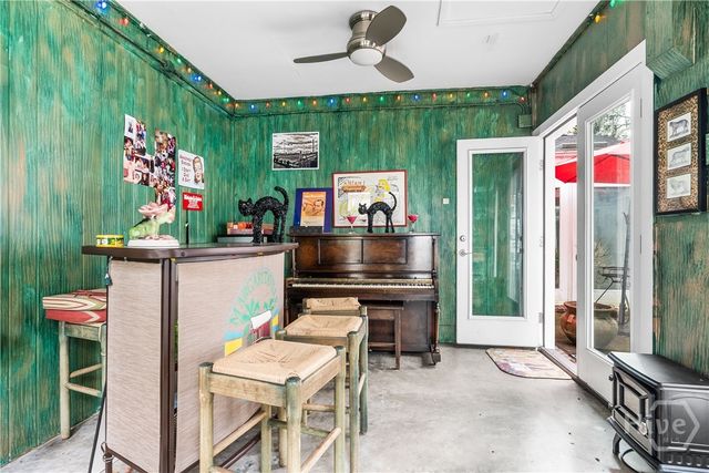 102 E 55th Street, Savannah, GA 31405