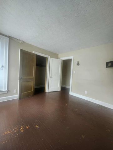 1175 Oakwood Avenue, Columbus, OH 43206