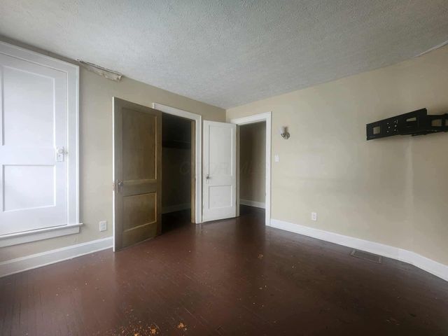 1175 Oakwood Avenue, Columbus, OH 43206