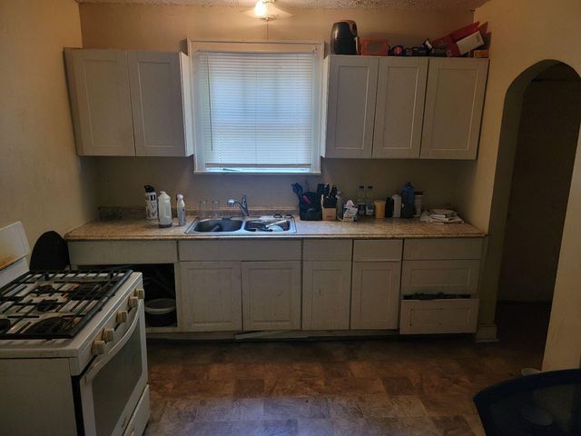 1175 Oakwood Avenue, Columbus, OH 43206
