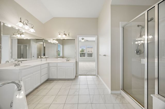 4201 Garden Path Lane, Mansfield, TX 76063