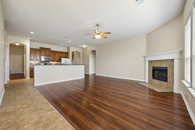 4201 Garden Path Lane, Mansfield, TX 76063