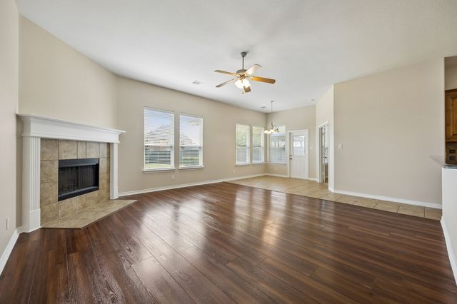 4201 Garden Path Lane, Mansfield, TX 76063