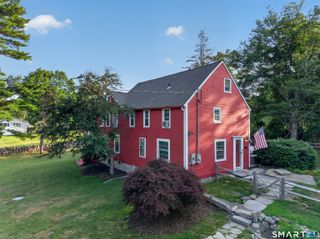 397 Colonel Ledyard Highway, Ledyard, CT 06339