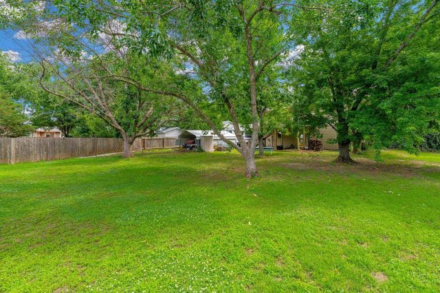1909 N SMARSH LN, Wichita, KS 67212