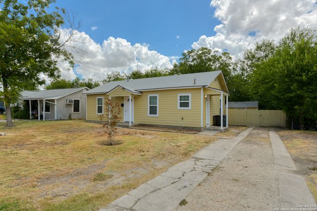 218 Waugh St., San Antonio, TX 78223