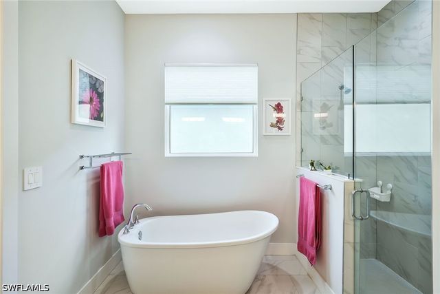 3754 Sapphire Cove CIR, Naples, FL 34114