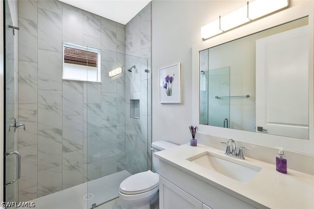 3754 Sapphire Cove CIR, Naples, FL 34114