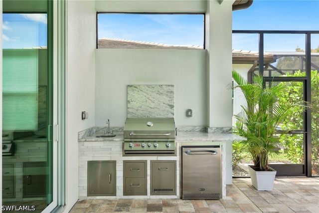 3754 Sapphire Cove CIR, Naples, FL 34114