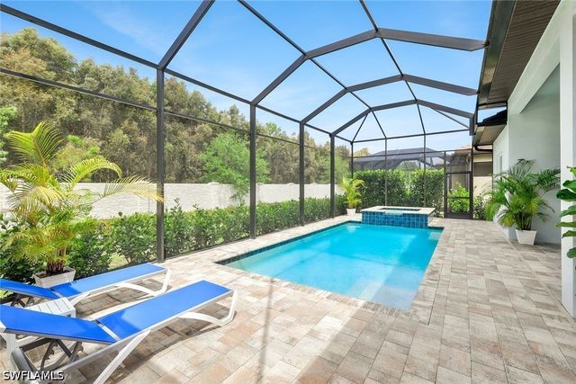 3754 Sapphire Cove CIR, Naples, FL 34114