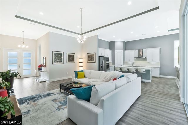 3754 Sapphire Cove CIR, Naples, FL 34114