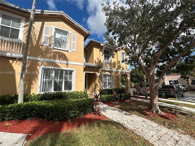 230 SE 29th Ave 11, Homestead, FL 33033